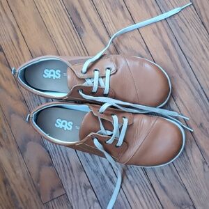 SAS leather sneakers